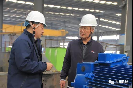 河南工業(yè)大學機電工程學院院長、碩士研究生導師惠延波教授等一行蒞臨東起集團參觀考察
